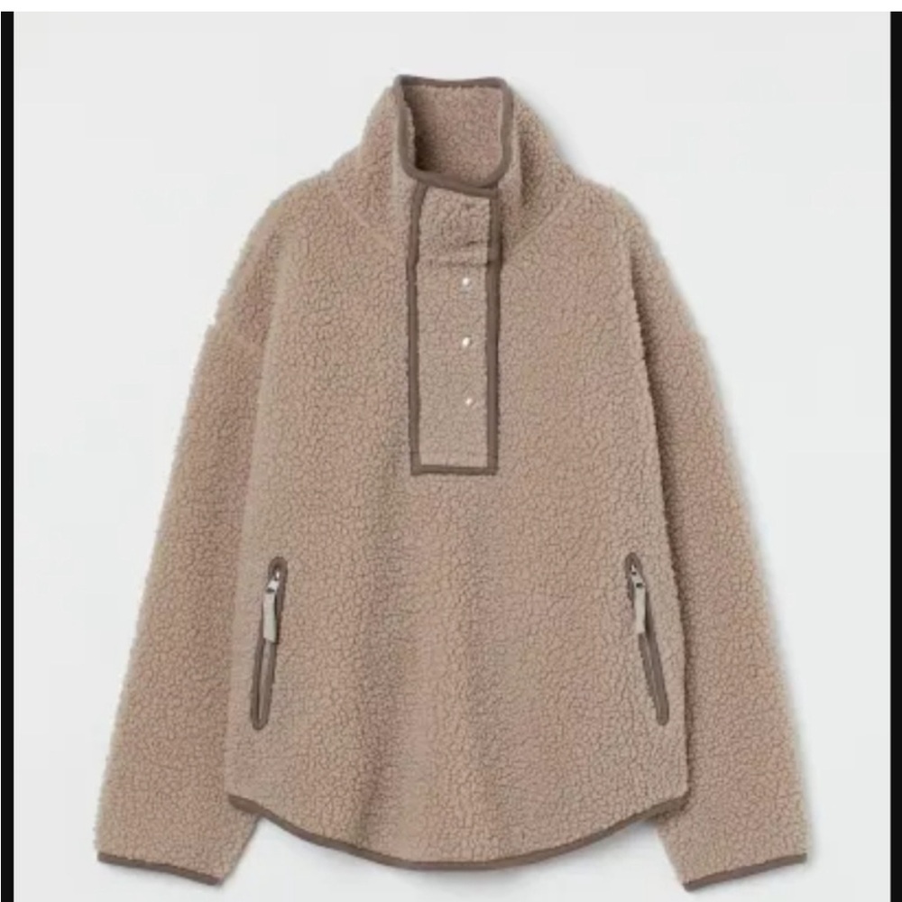 H&M small oversized fleece pullover